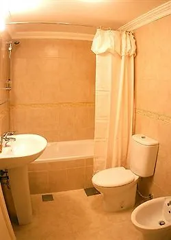 Casa Verde Suites Damour Lübnan