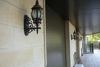 Casa Verde Suites Damour