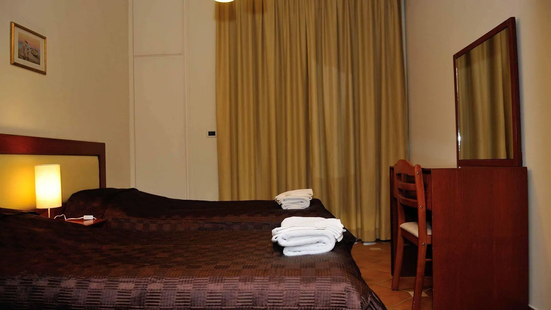 Casa Verde Suites Damour 0*,  Lübnan