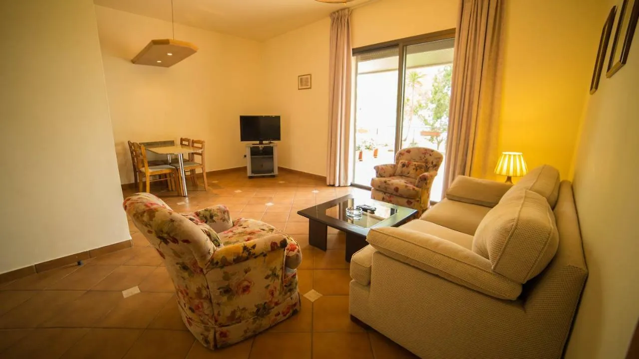 Daire Casa Verde Suites Damour